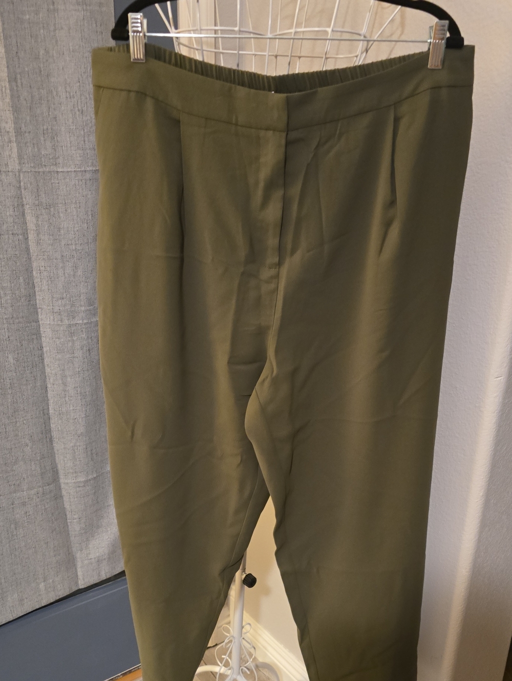 Skies Are Blue, Olive Green Size 1X